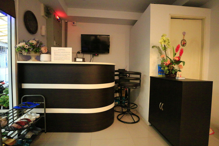 Public Area, Bann Bunga, Ratchathewi