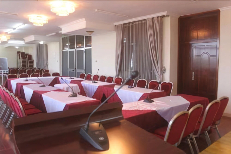 Food & Drinks 5, Tirar International Hotel, Addis Abeba