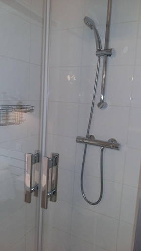 Bathroom, Fuzei Hotel Lorient-Lanester, Morbihan