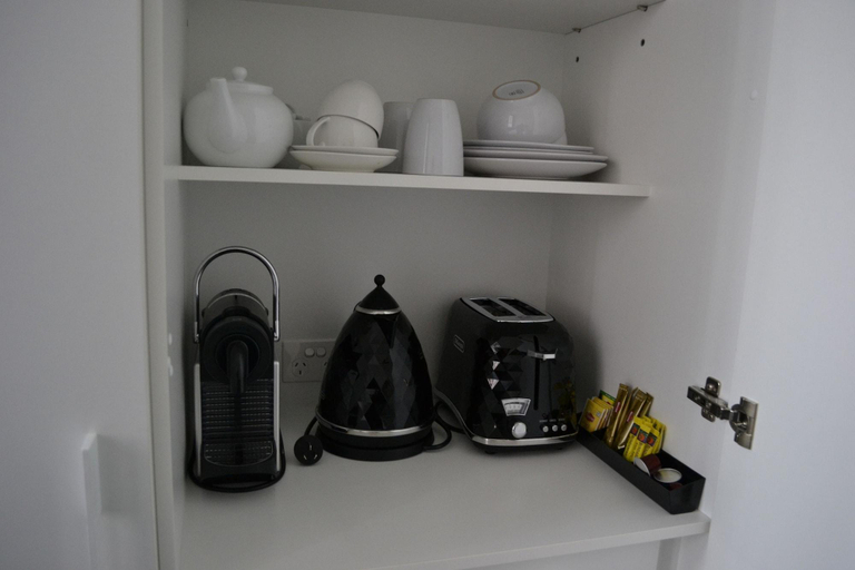 Bedroom 3, Devlin Apartments, Geelong