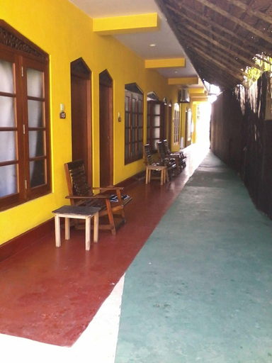 Public Area 2, Malika's Yellow House, Hikkaduwa