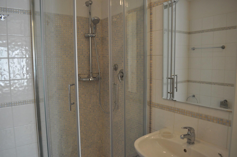 Bathroom 5, La Fabbrica di San Pietro, Rome