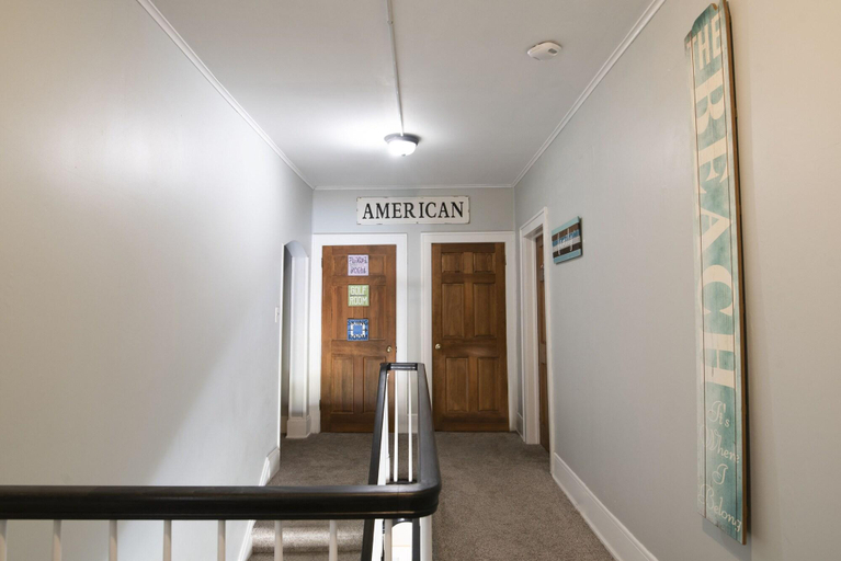 Public Area 2, Charlevoix House, Charlevoix