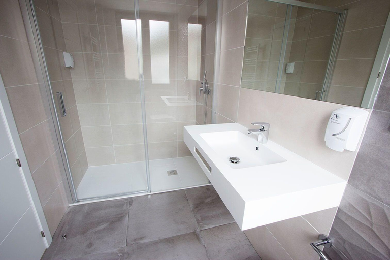 Bathroom 4, Hotel Río Asón, Cantabria