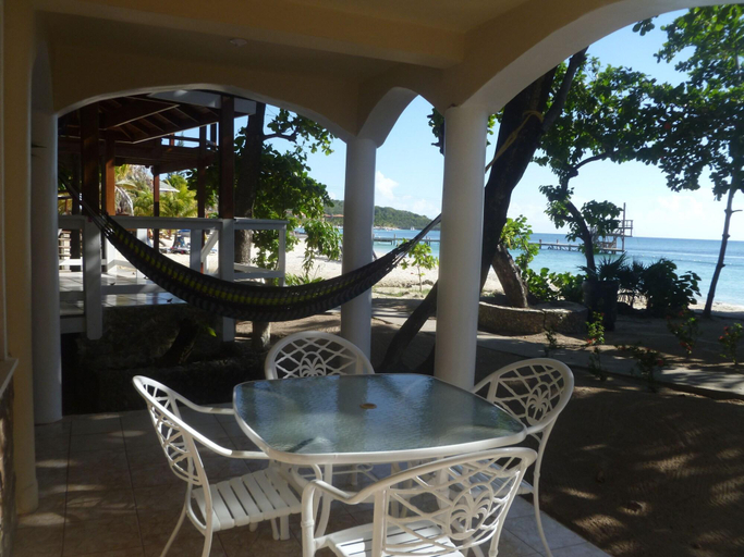 Public Area 3, Foster's West Bay Resort, Roatán