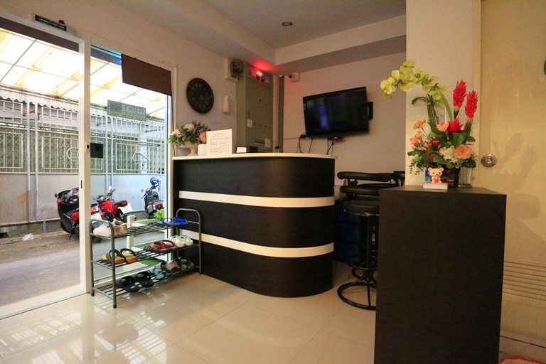 Public Area 2, Bann Bunga, Ratchathewi