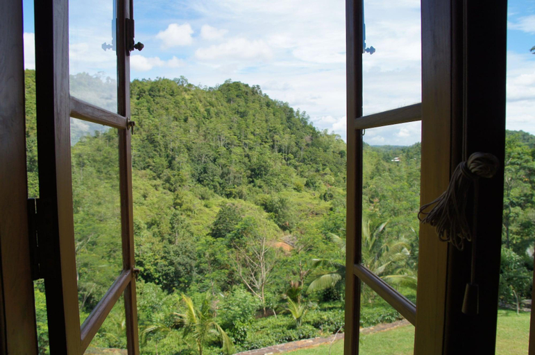 Bedroom 3, Niyagama House, Akmeemana