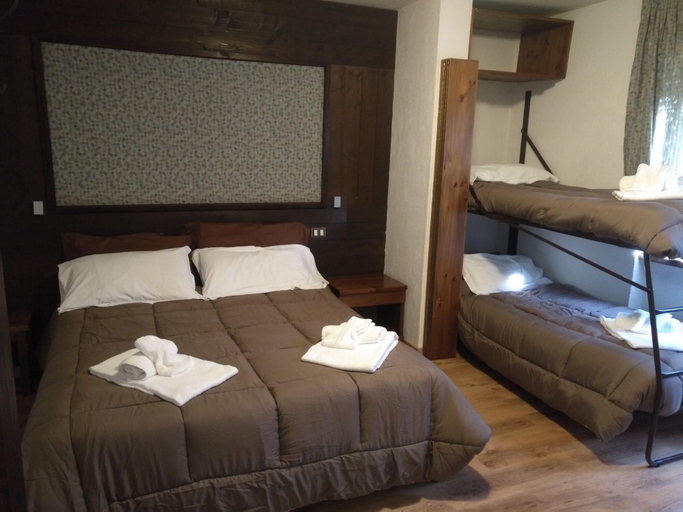 Bedroom 2, Hotel I Larici, Torino