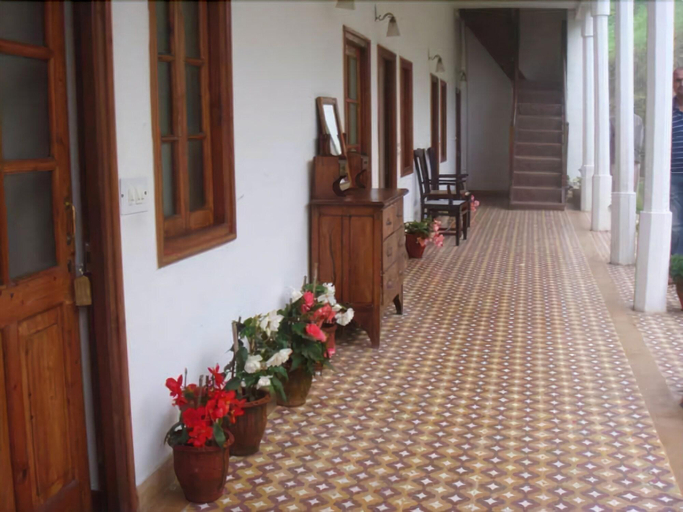 Public Area 2, Hotel Himalayan Club, Dehradun