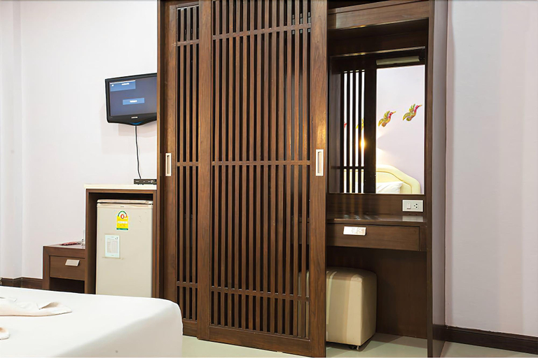 Public Area, Chonnapha Resort, Khanom