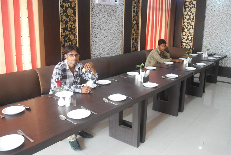 Food & Drinks, Hotel Gayatri Palace, Agra