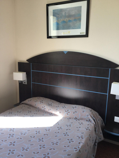 Bedroom 3, Hôtel Akena Gaillac, Tarn