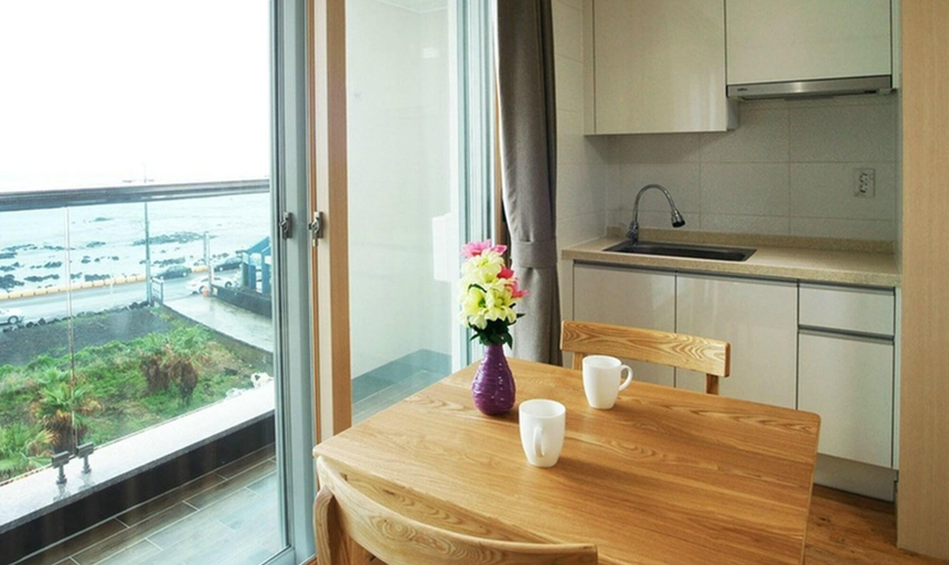 Food & Drinks, The Beach Pension, Jeju