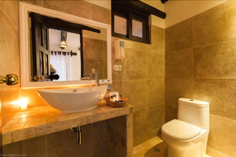 Bathroom 4, Hatun Inti Classic, Urubamba