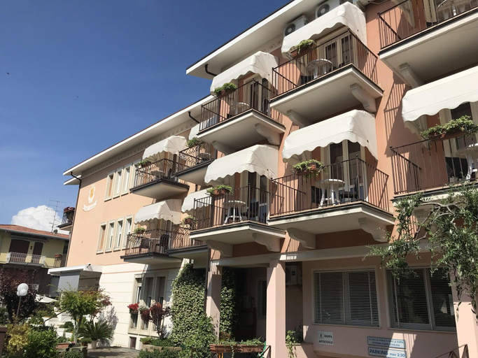 Exterior & Views 2, Hotel Alsazia, Brescia