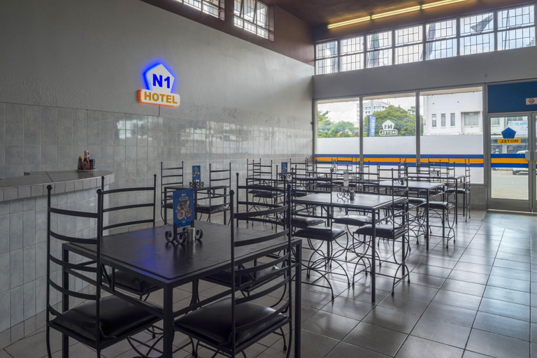 Food & Drinks 5, The N1 Hotel Bulawayo, Bulawayo