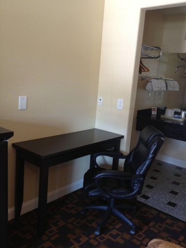 Public Area 2, Monterey Surf Inn, Monterey