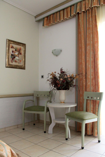 Bedroom 3, Hotel Platon, Attica