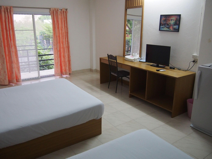 Bedroom 5, Baansakulpetch Hotel, Sung Noen