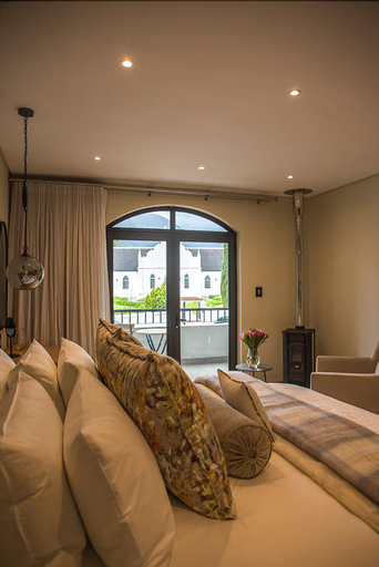 Public Area, Le Petit Manoir Boutique Hotel, Cape Winelands