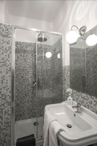 Bathroom 5, Equilibrì Guest House, Rome