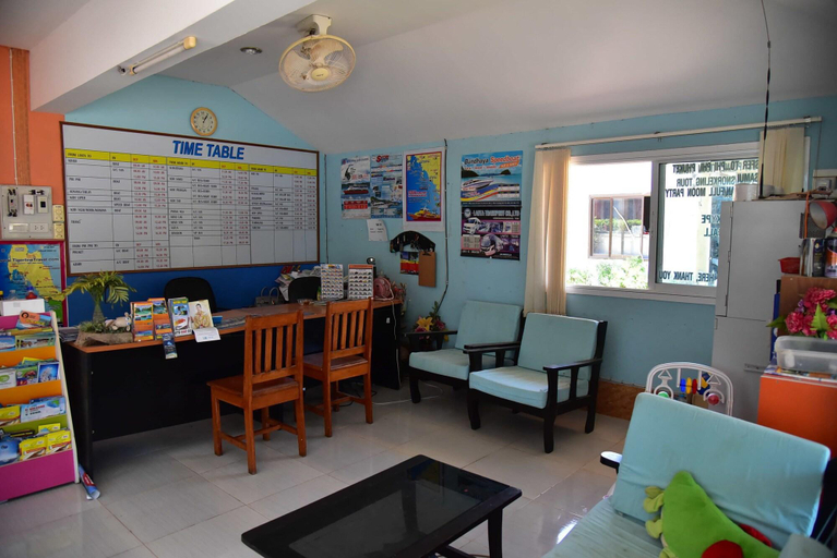 Public Area 2, Prukrom Lanta Guesthouse, Ko Lanta