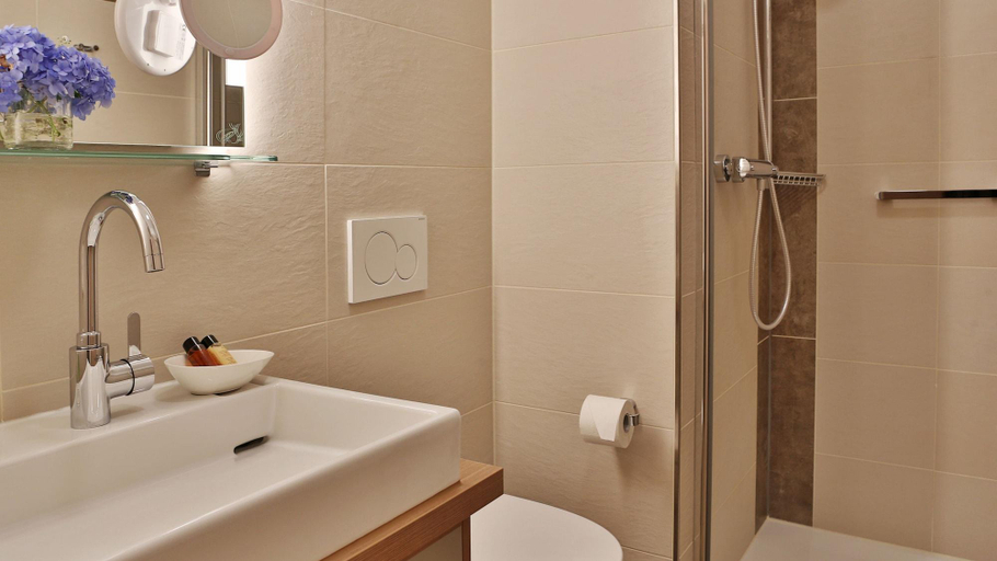 Bathroom 4, Rodelhaus, Hochsauerlandkreis