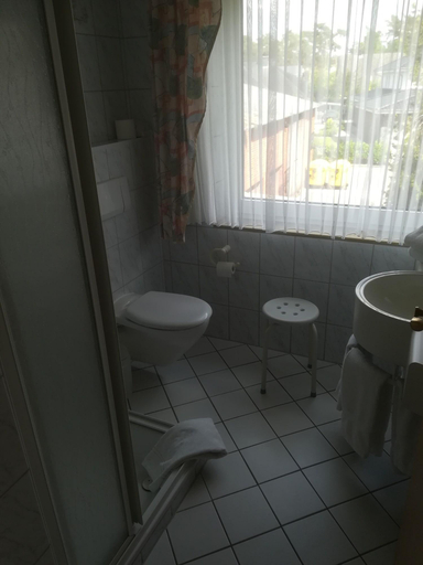 Bathroom 4, Hotel Zum Märchenwald, Emsland