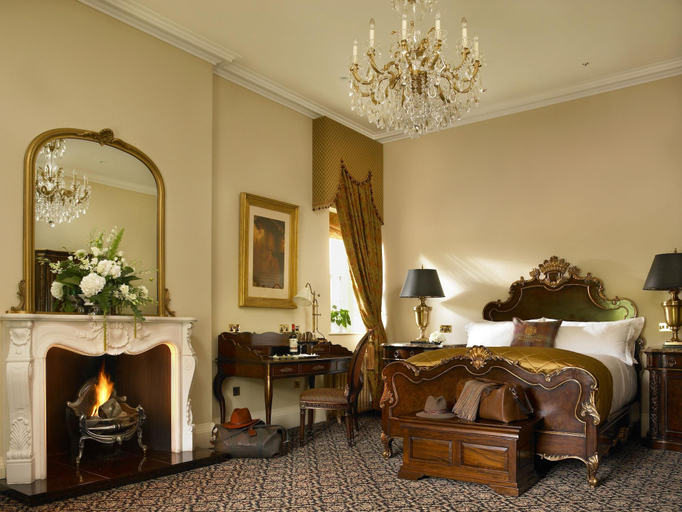 Bedroom 2, Trump Macleod House & Lodge, Aberdeenshire
