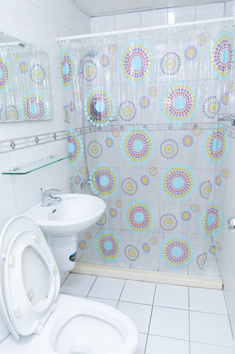 Bathroom 3, Cheng Da Hao Zhai Homestay, Tainan
