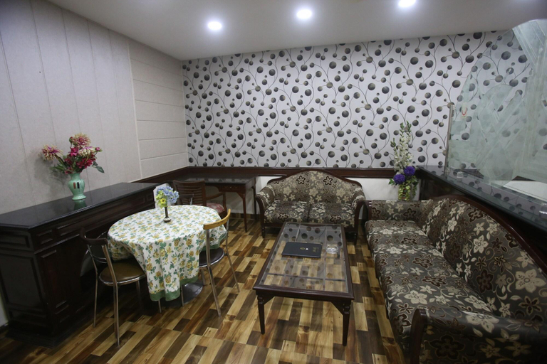 Public Area 5, Hotel Amar Inn by Quadis- Lajpat Nagar, Delhi