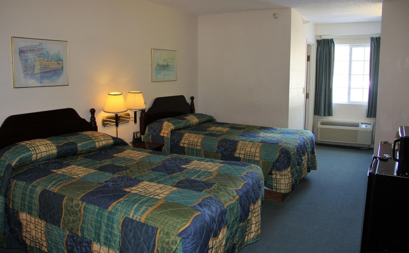 Bedroom 3, Voyager Inn, Mackinac