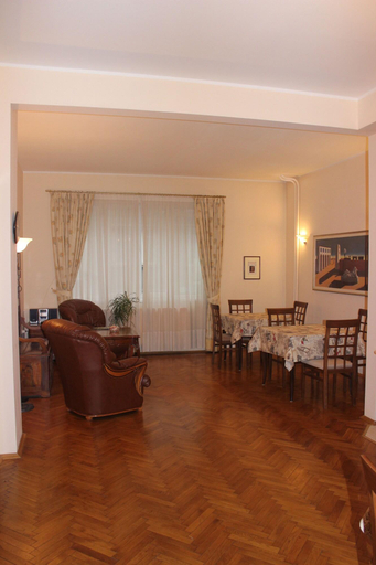 Public Area 3, Casa Ferrari B & B, Stolichna