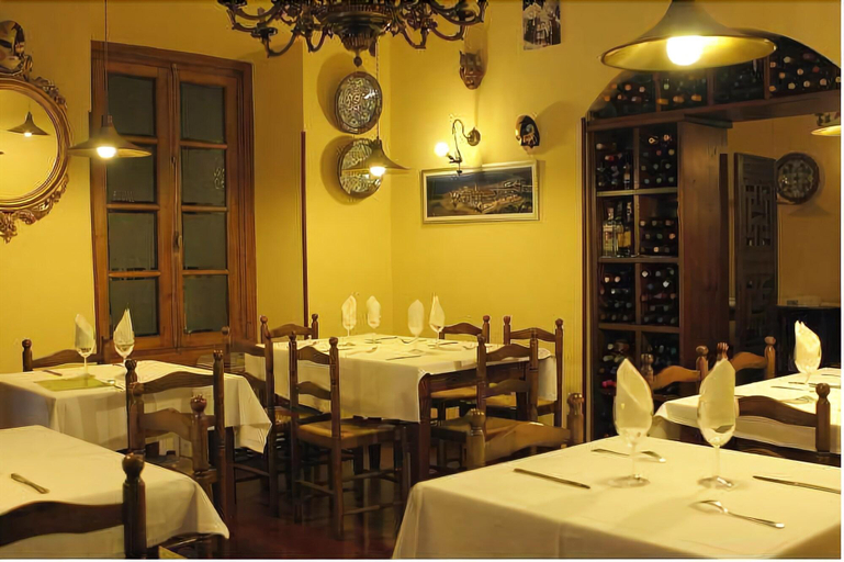 Food & Drinks 5, Hostal Esmeralda, Cantabria