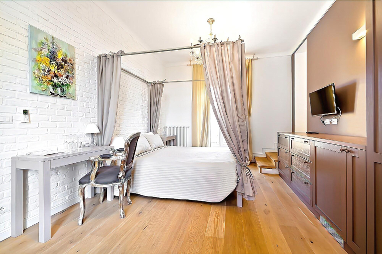 Bedroom 3, Villa Katerina, Cuneo