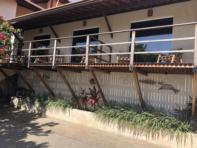 Exterior & Views 23
