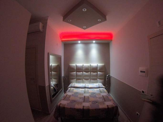 Public Area 2, Runa Hotel, Napoli