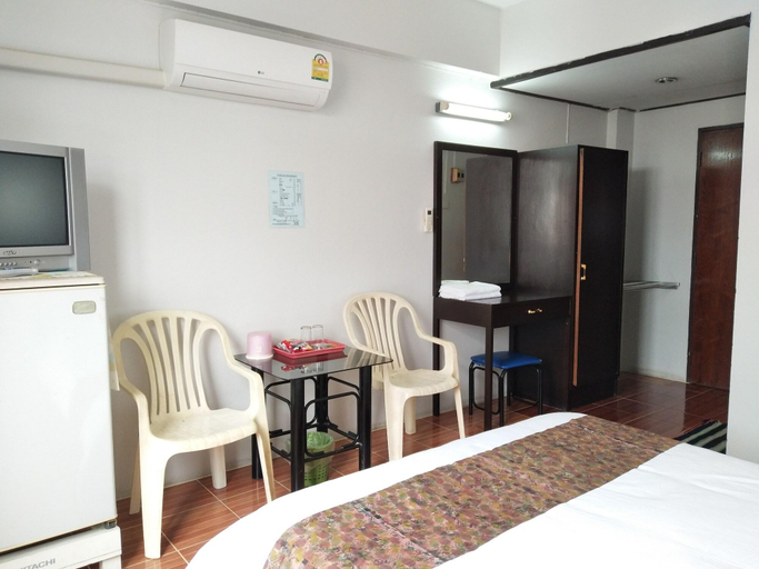Bedroom 3, Pattha Hotel, Muang Prachin Buri