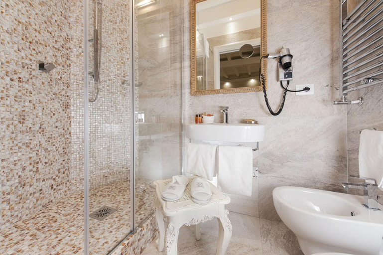 Bathroom 4, La Residenza Del Sole Al Pantheon, Roma