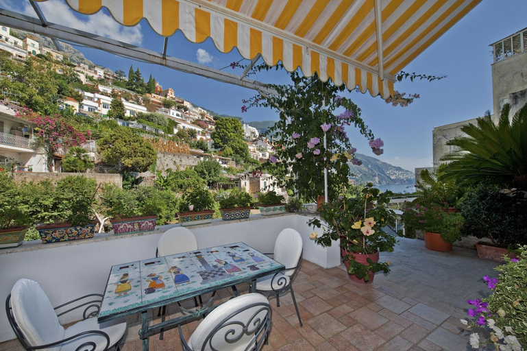 Bedroom 4, Casa Teresa, Salerno