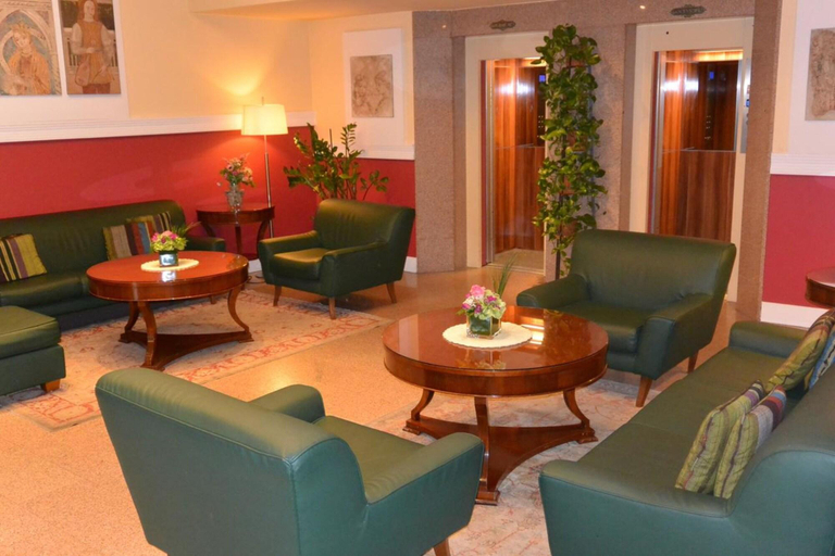 Public Area 4, Hotel Gran Duca Di York, Milano
