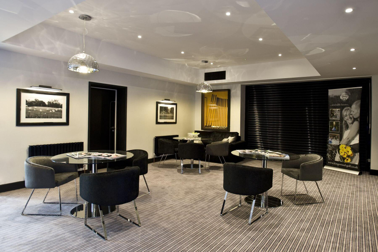 Food & Drinks 4, The Lodge at Kingswood, Surrey