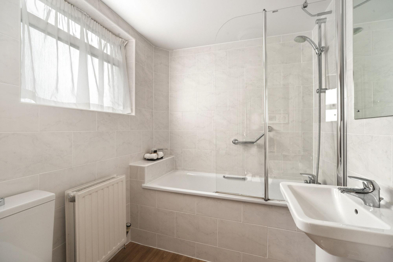 Bathroom 5, The Windermere Hotel, Cumbria