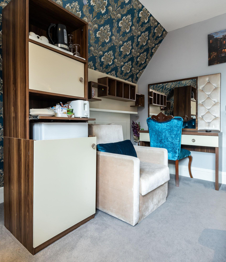 Public Area 3, Vilenza Hotel, London
