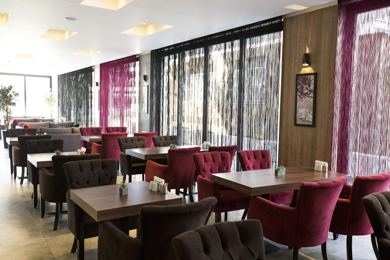 Food & Drinks 5, Kalevera Hotel, Merkez