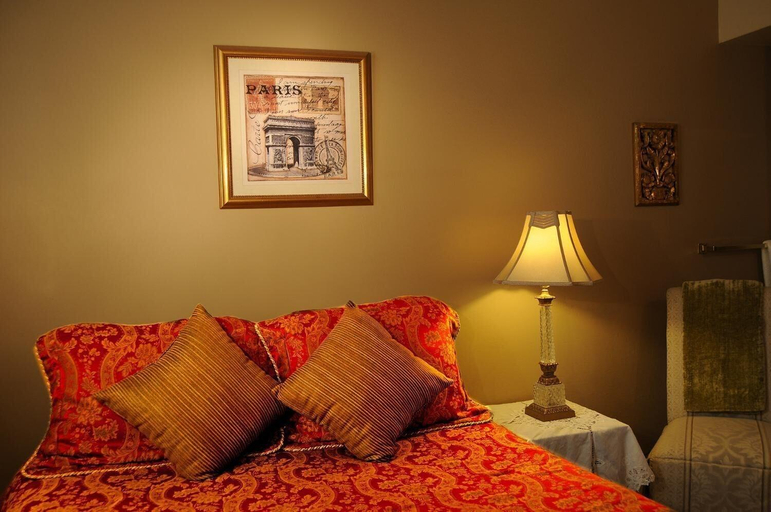Bedroom 3, Columbia Hotel, Jackson