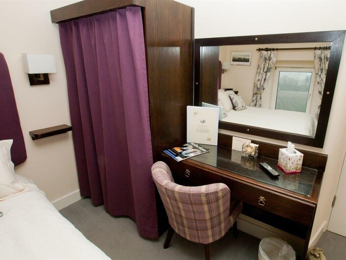 Bathroom, Lathkil Hotel, Derbyshire