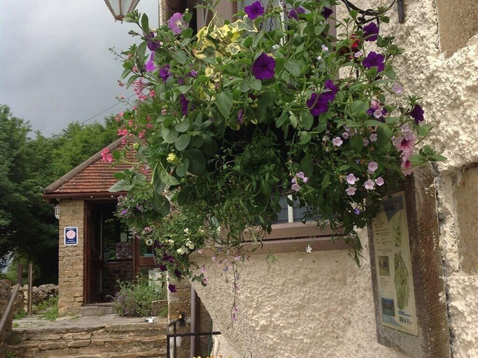 Exterior & Views 2, Winyard's Gap Inn, Dorset