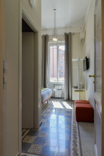 Bedroom 3, The Pope's Window, Rome