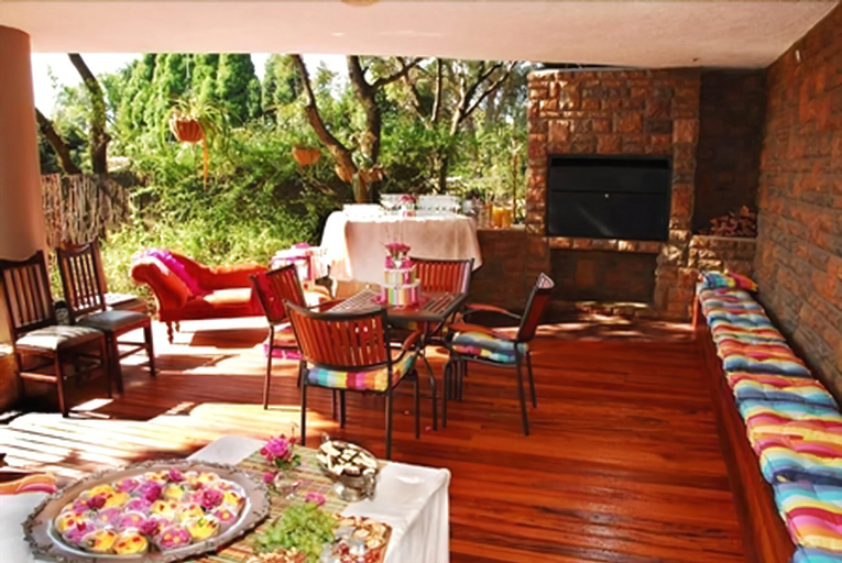 Public Area 5, Villa Amor, City of Tshwane